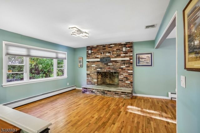 54 Cedar Ridge Dr, Vernon Twp., NJ 07462