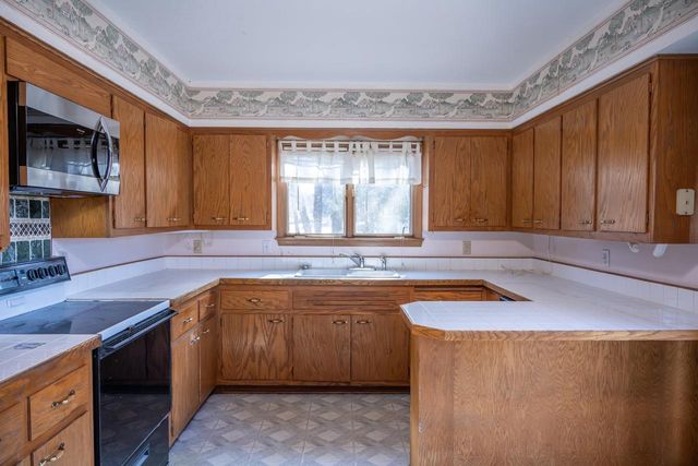 307 John Street, Necedah, WI 54646