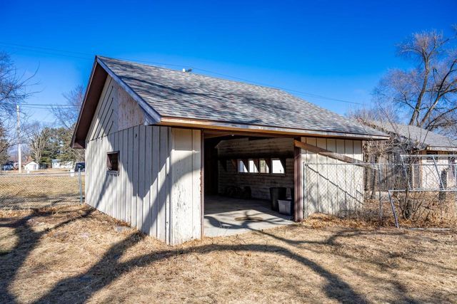 307 John Street, Necedah, WI 54646