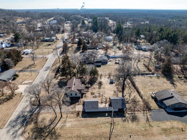 307 John Street, Necedah, WI 54646