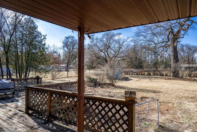 307 John Street, Necedah, WI 54646