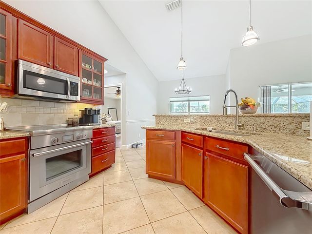 3245 NW 137TH PLACE, Reddick, FL 32686