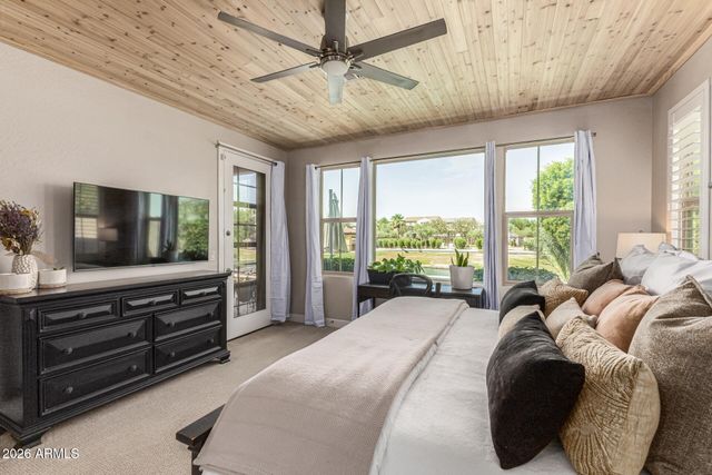 4420 S GARDENIA Drive, Chandler, AZ 85248