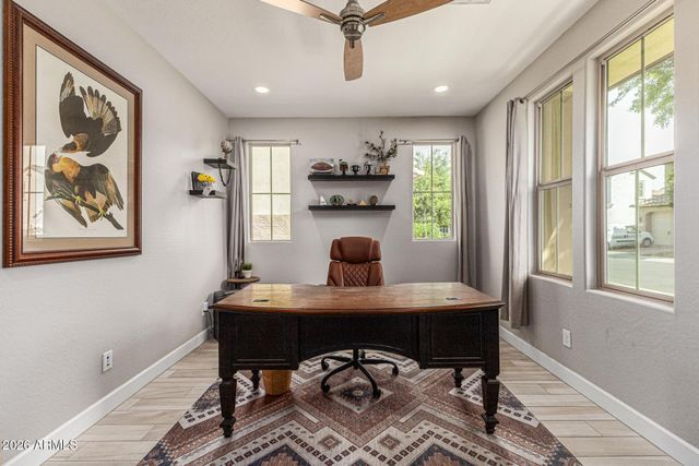 4420 S GARDENIA Drive, Chandler, AZ 85248