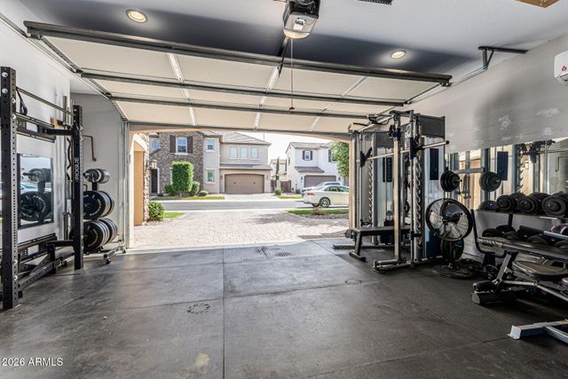 4420 S GARDENIA Drive, Chandler, AZ 85248