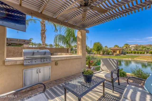 4420 S GARDENIA Drive, Chandler, AZ 85248