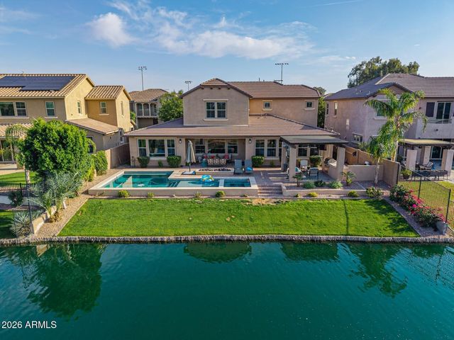 4420 S GARDENIA Drive, Chandler, AZ 85248