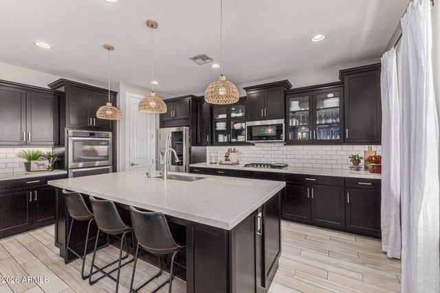 4420 S GARDENIA Drive, Chandler, AZ 85248