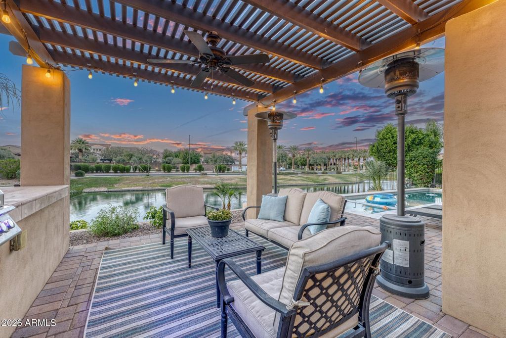 4420 S GARDENIA Drive, Chandler, AZ 85248 — photo 2