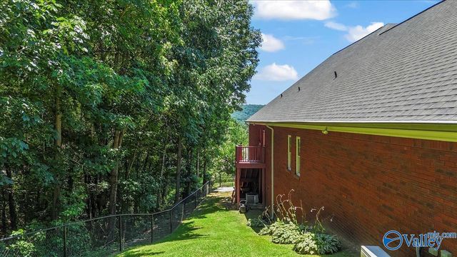 3044 Waterfront Street, Guntersville, AL 35976