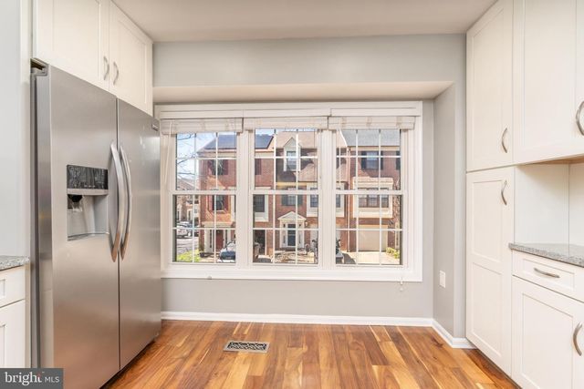 5452 BARRISTER PL, Alexandria, VA 22304