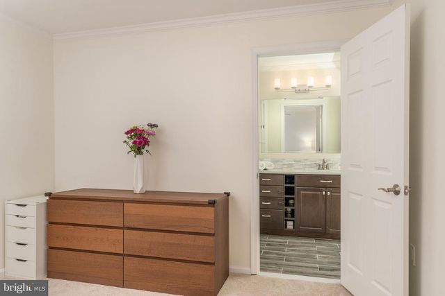 5452 BARRISTER PL, Alexandria, VA 22304