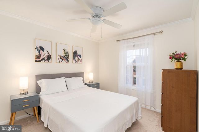 5452 BARRISTER PL, Alexandria, VA 22304