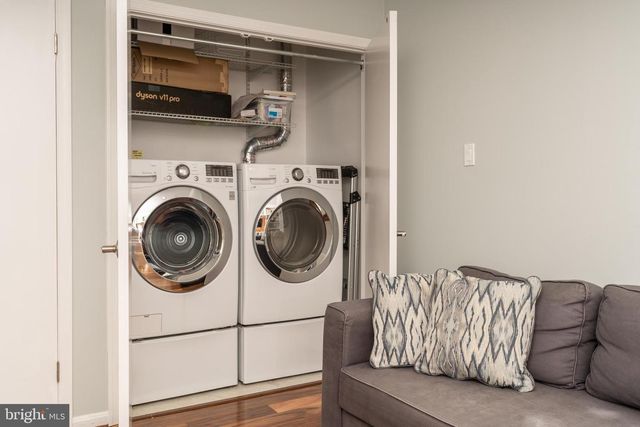 5452 BARRISTER PL, Alexandria, VA 22304