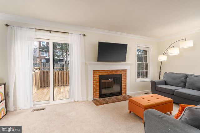 5452 BARRISTER PL, Alexandria, VA 22304