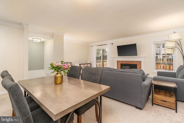 5452 BARRISTER PL, Alexandria, VA 22304