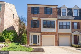 5452 BARRISTER PL, Alexandria, VA 22304
