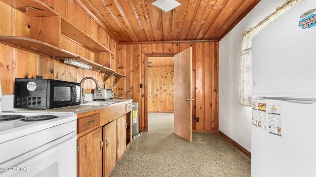 604 Fernwood Street, Panama City Beach, FL 32407