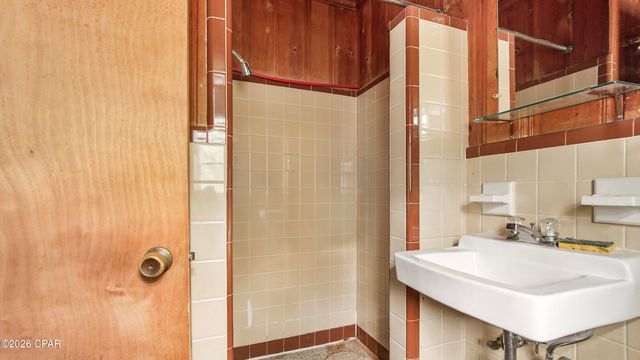 604 Fernwood Street, Panama City Beach, FL 32407