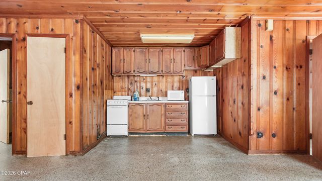 604 Fernwood Street, Panama City Beach, FL 32407