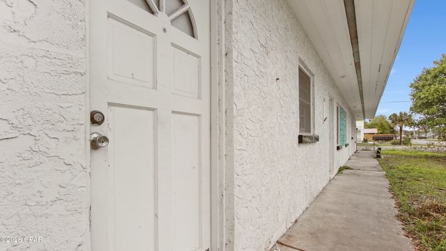 604 Fernwood Street, Panama City Beach, FL 32407