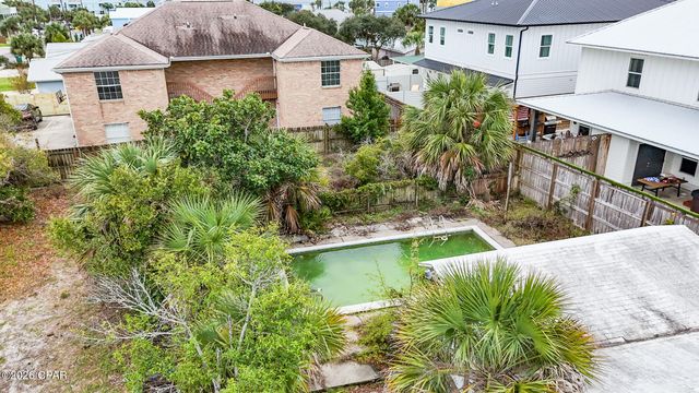 604 Fernwood Street, Panama City Beach, FL 32407