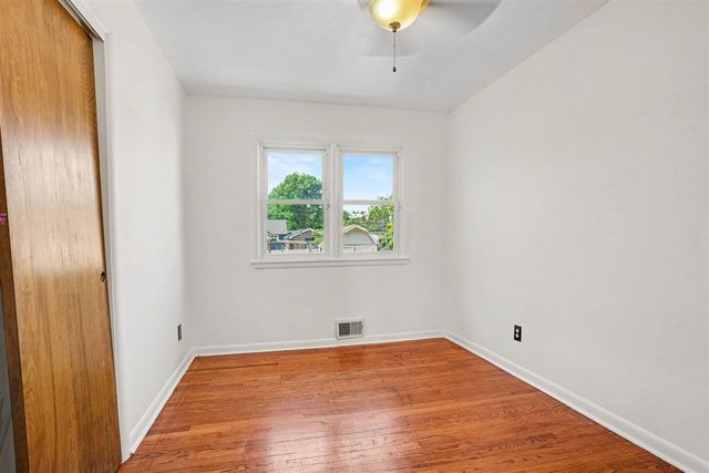 2109 Bloomfield Avenue, Kalamazoo, MI 49001
