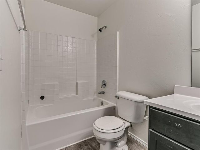 746 W Lola Drive, Mustang, OK 73064