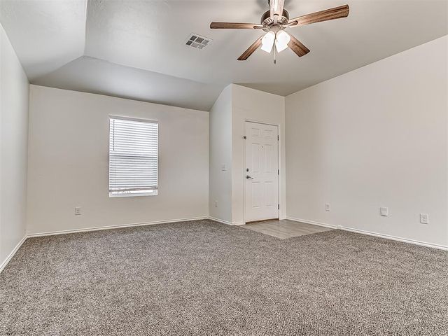 746 W Lola Drive, Mustang, OK 73064