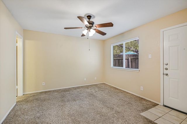 519 Cutty TRL B, Lakeway, TX 78734