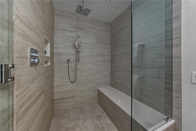 275 1ST AVENUE S 1701, St Petersburg, FL 33701