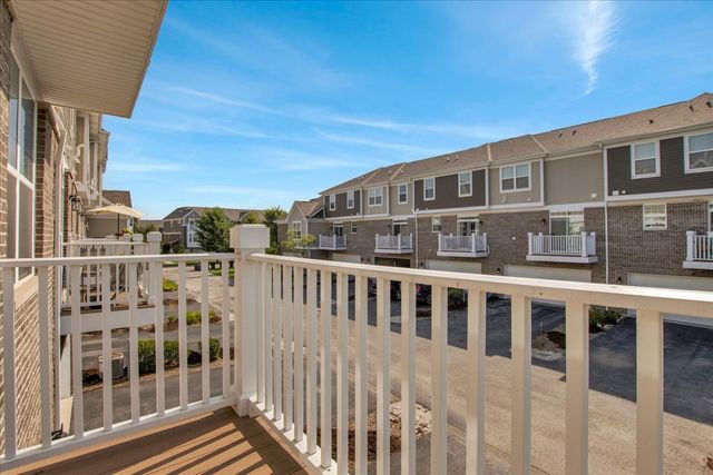 2937 Madison Drive, Naperville, IL 60564