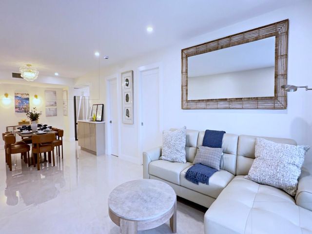 3546 S Ocean Boulevard 422, South Palm Beach, FL 33480