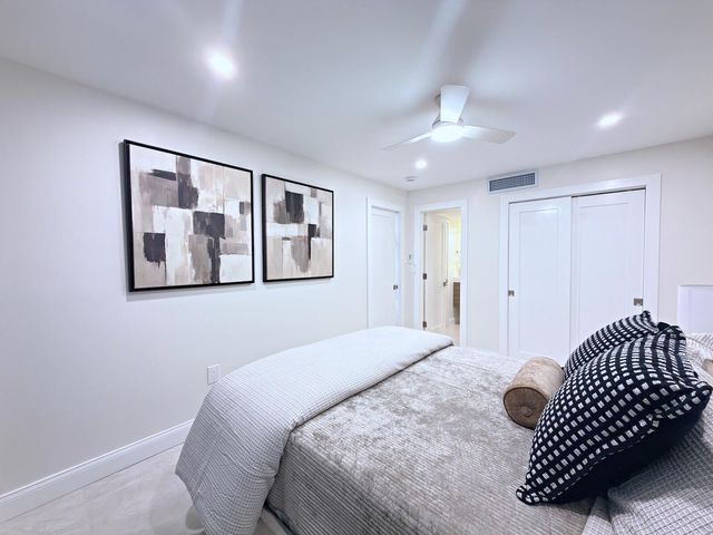3546 S Ocean Boulevard 422, South Palm Beach, FL 33480