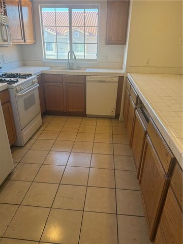 3327 Erva Street 213, Las Vegas, NV 89117