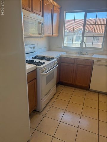 3327 Erva Street 213, Las Vegas, NV 89117