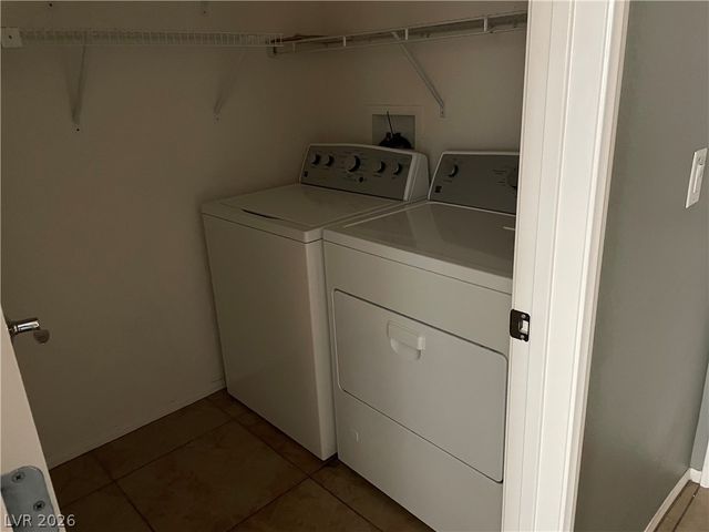 7012 Delta Falls Street, Las Vegas, NV 89166