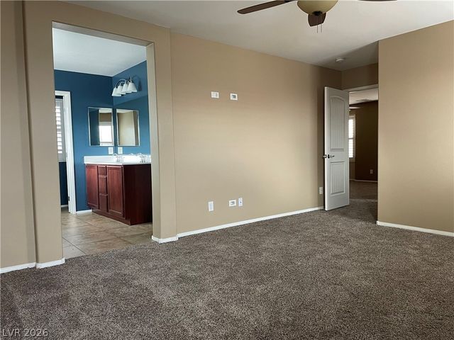 7012 Delta Falls Street, Las Vegas, NV 89166