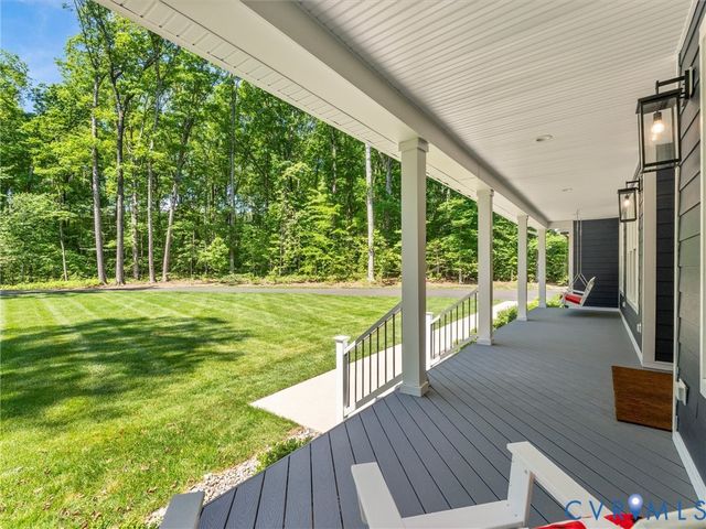 900 Dalmore Dr, Midlothian, VA 23113