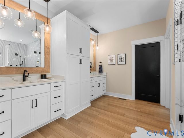 900 Dalmore Dr, Midlothian, VA 23113