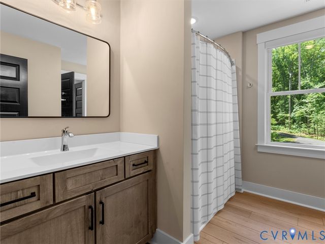 900 Dalmore Dr, Midlothian, VA 23113