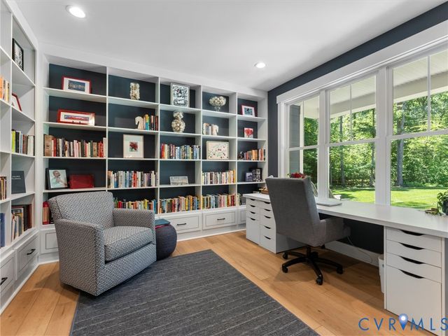 900 Dalmore Dr, Midlothian, VA 23113
