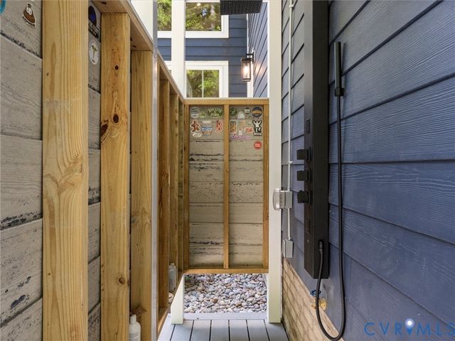 900 Dalmore Dr, Midlothian, VA 23113