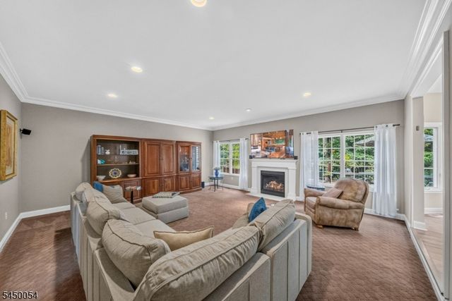 22 Jarombek Dr, Montville Twp., NJ 07082