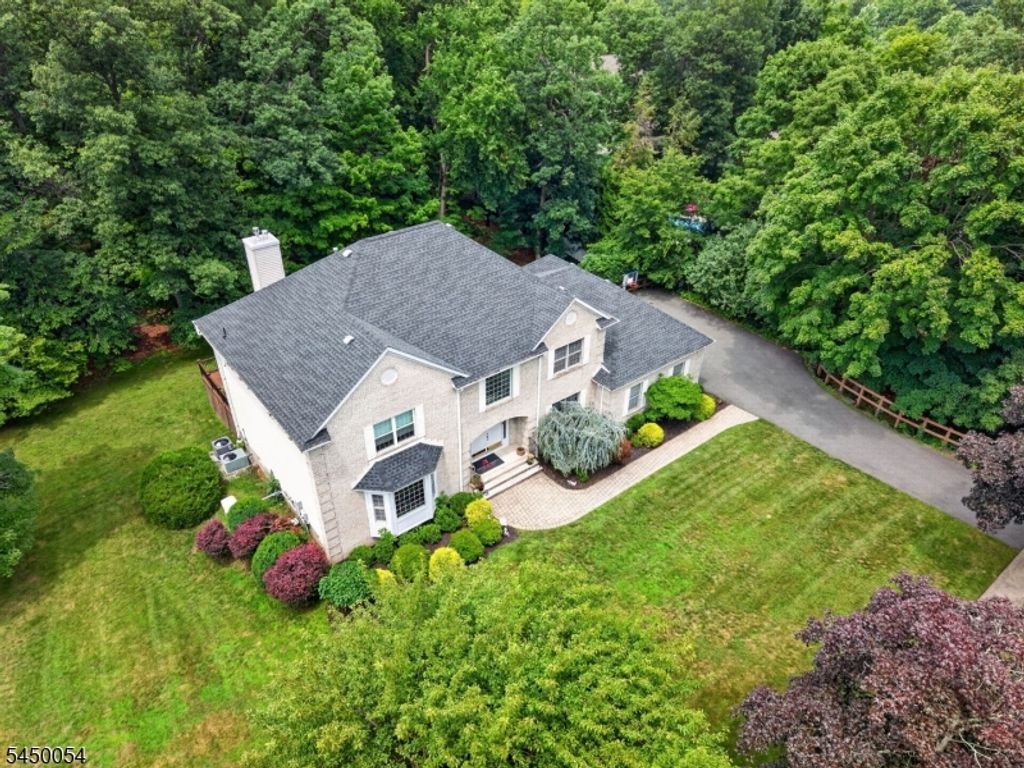 22 Jarombek Dr, Montville Twp., NJ 07082 — photo 2