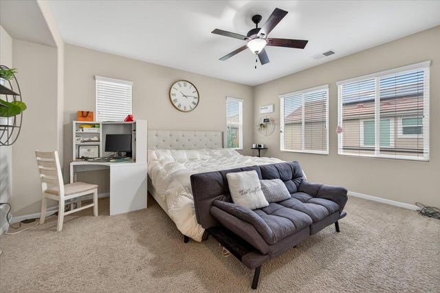 2098 E Axelson Drive, Fresno, CA 93730