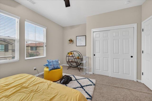 2098 E Axelson Drive, Fresno, CA 93730