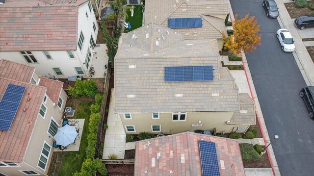 2098 E Axelson Drive, Fresno, CA 93730