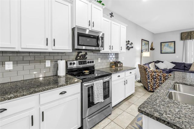8637 DAYDREAM STREET, Sarasota, FL 34238