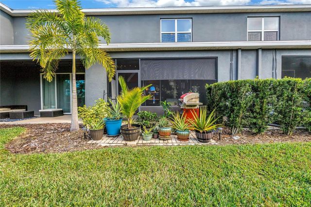 8637 DAYDREAM STREET, Sarasota, FL 34238